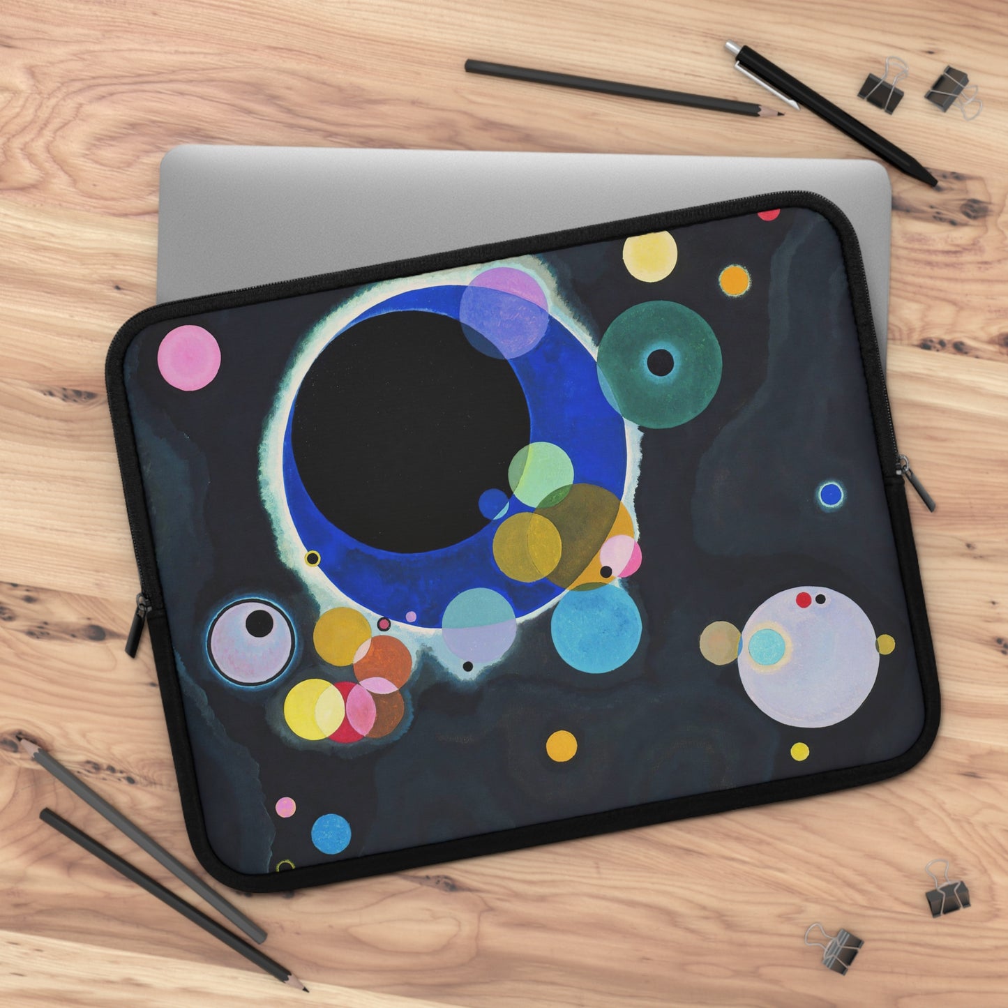 WASSILY KANDINSKY - SEVERAL CIRCLES - LAPTOP SLEEVE 