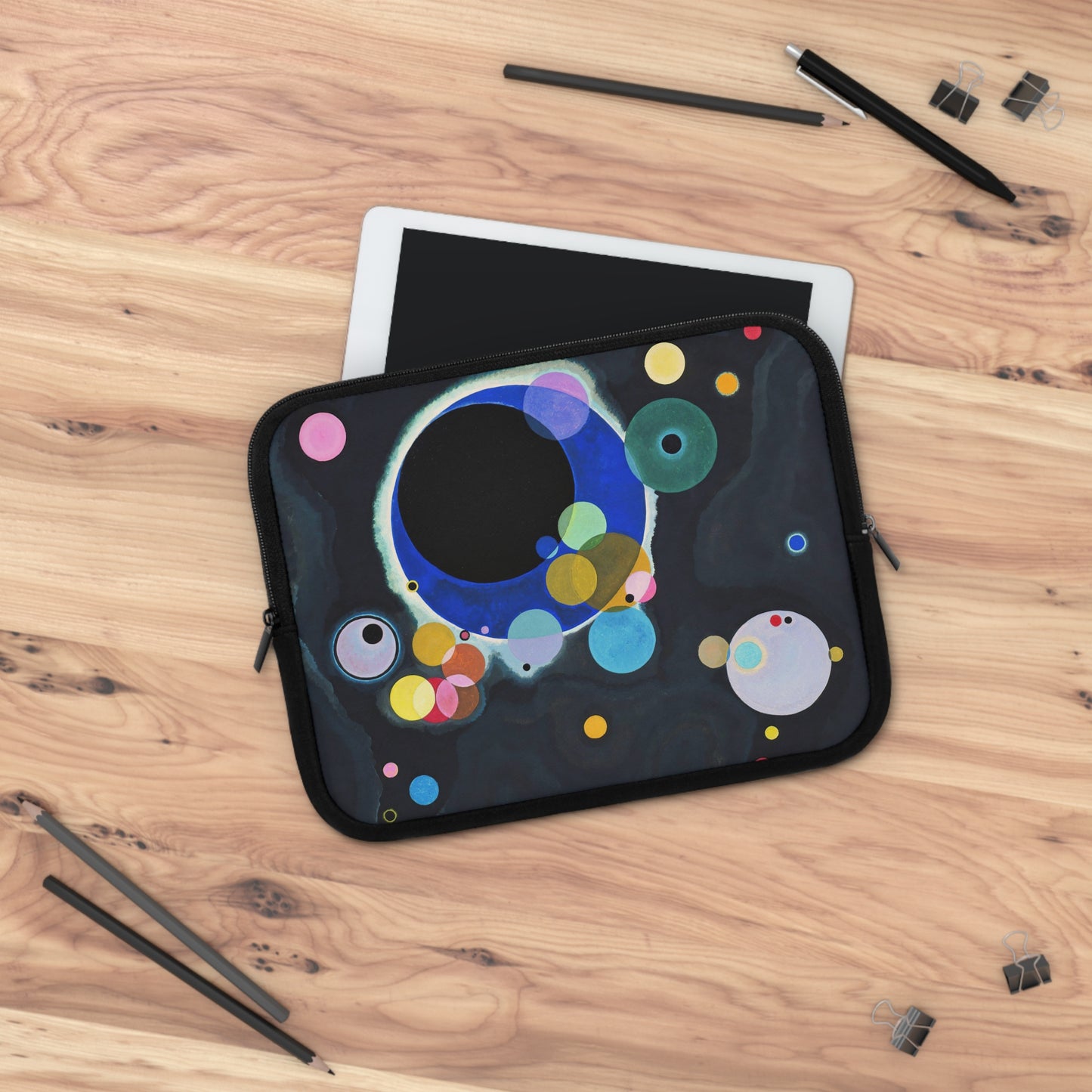 WASSILY KANDINSKY - SEVERAL CIRCLES - LAPTOP SLEEVE 