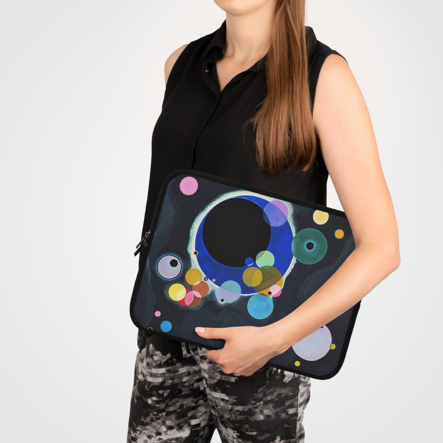 WASSILY KANDINSKY - SEVERAL CIRCLES - LAPTOP SLEEVE 