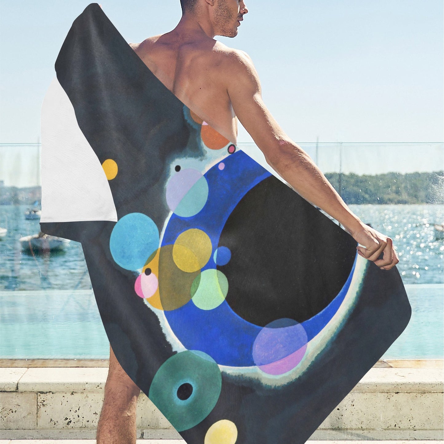 WASSILY KANDINSKY - SEVERAL CIRCLES (1926) - BEACH TOWEL